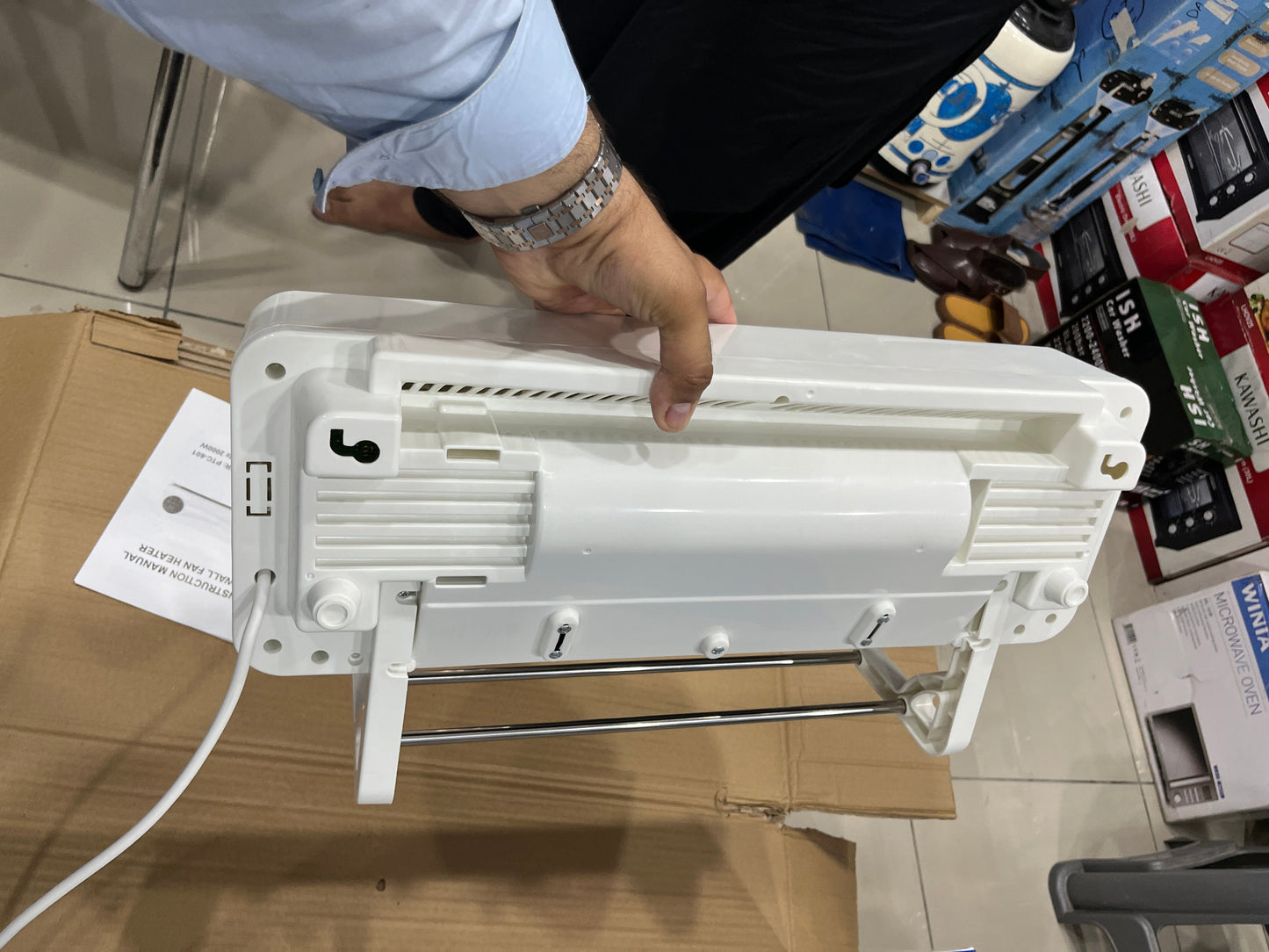 Lott imported high Quality Wall mounted. Heater . 2 in 1 . 2000 watt