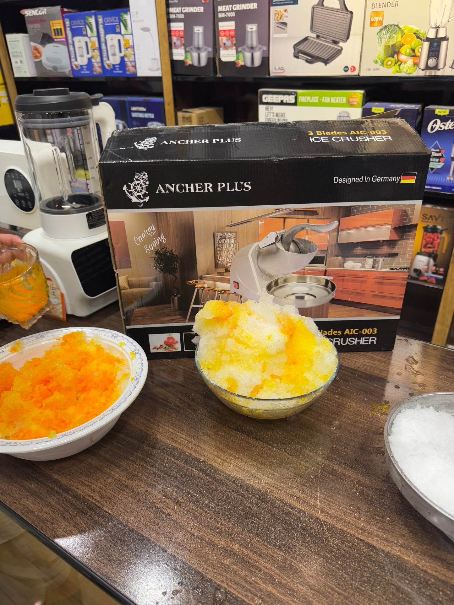 Ancher plus ice crusher . High Quality only 300 watt .